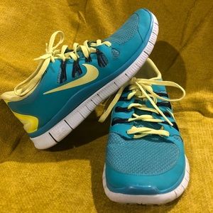 (SOLD) Turquoise/yellow Nike Free
